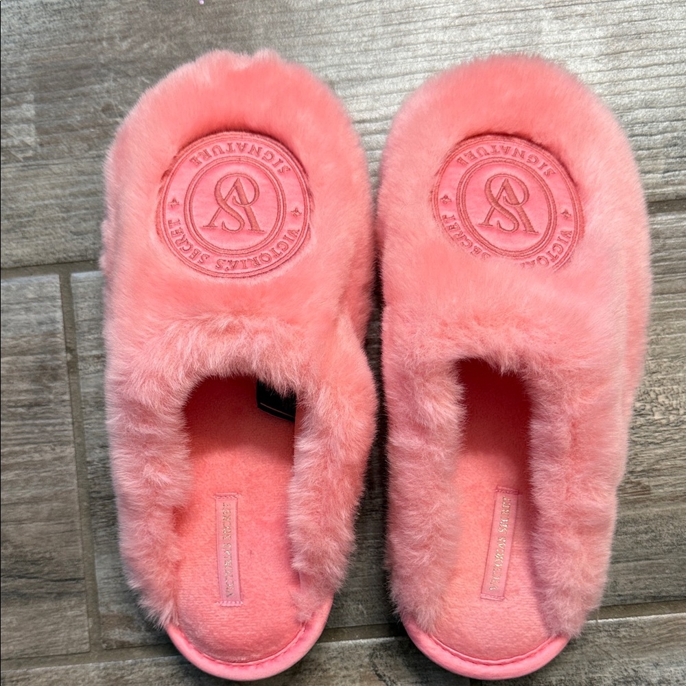 Victoria's Secret Pink Fuzzy Slippers